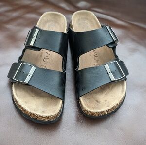 Lavau Sandals for women size 8